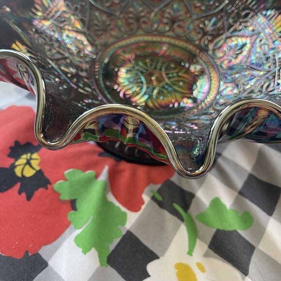 FENTON HEARTS & FLOWERS AMETHYST CARNIVAL GLASS Medallion Fruit Bowl pedestal - Picture 10 of 13